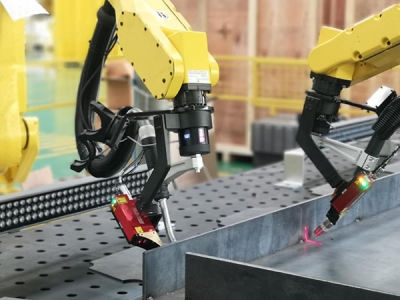 焊接机器人：定义、应用、优势与未来发展